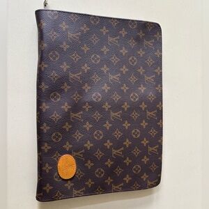 Like New - Vintage Louis Vuitton Portfolio